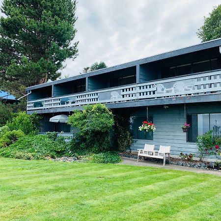 Sand Pebbles Inn Qualicum Beach Exterior foto