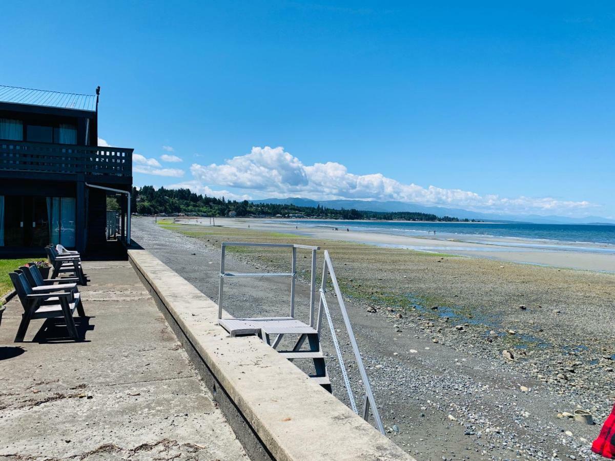 Sand Pebbles Inn Qualicum Beach Exterior foto