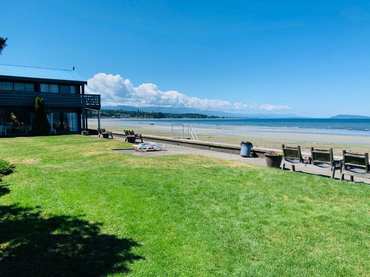 Sand Pebbles Inn Qualicum Beach Exterior foto